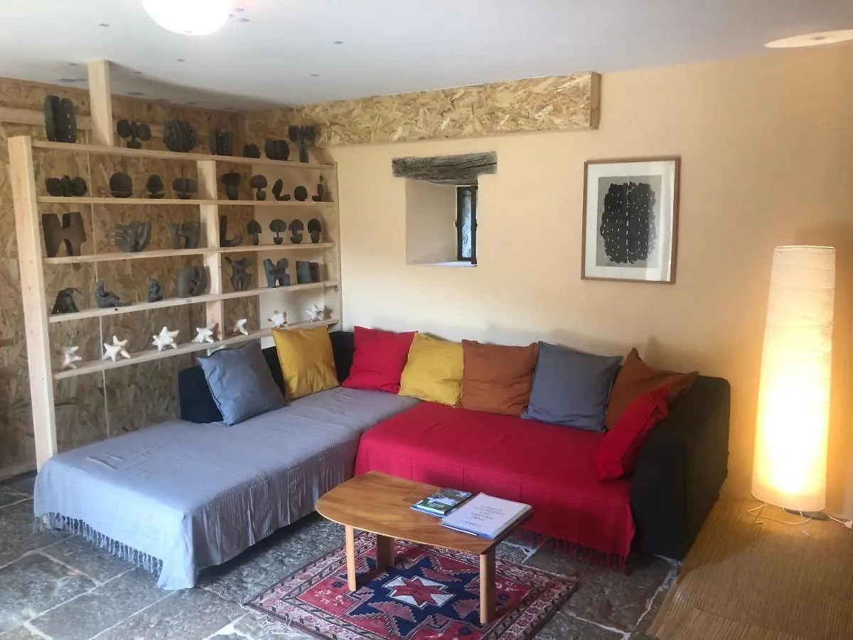 Art En Cele-Chambres D'Hotes Corn Bed & Breakfast